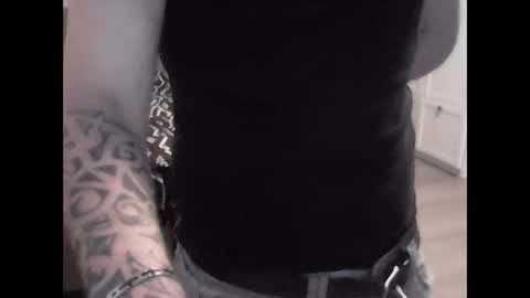 Snapshot of jby0791 chatting on 27, 10, 2025 jby0791 online show from 27, 10, 2025