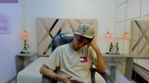 Snapshot of jdwhite18 chatting on 12, 7, 2026 jdwhite18 online show from 12, 7, 2026
