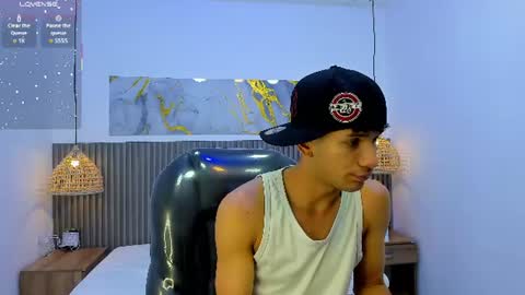 Snapshot of jdwhite18 chatting on 4, 8, 2026 jdwhite18 online show from 4, 8, 2026