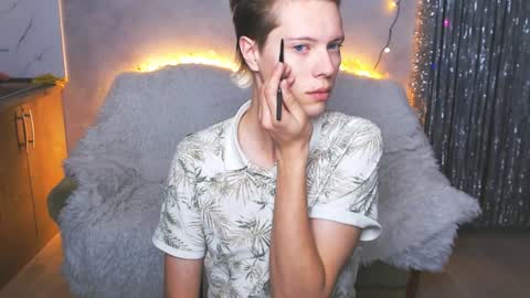 Angel online show from 26, 1, 2025