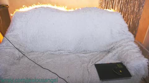 Angel online show from 3, 2, 2025