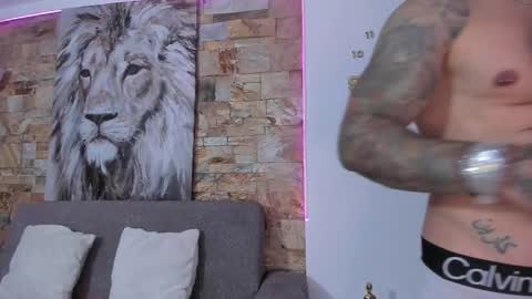 Jean  axelcrow       Modelo Independiente online show from 21, 11, 2025