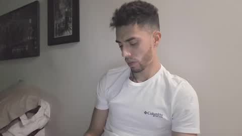 Snapshot of jeanpierbello7 chatting on 15, 12, 2024 jean pier bello Silva online show from 15, 12, 2024