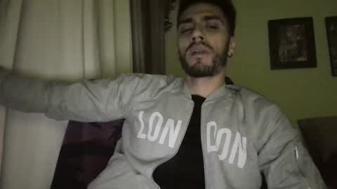 Snapshot of jeanpierbello7 chatting on 22, 12, 2024 jean pier bello Silva online show from 22, 12, 2024