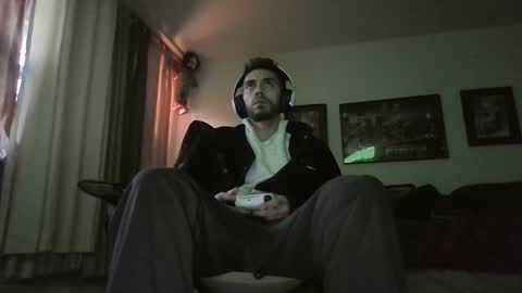 Snapshot of jeanpierbello7 chatting on 22, 12, 2024 jean pier bello Silva online show from 22, 12, 2024