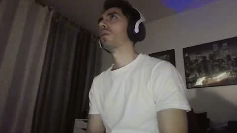 Snapshot of jeanpierbello7 chatting on 6, 2, 2025 jean pier bello Silva online show from 6, 2, 2025