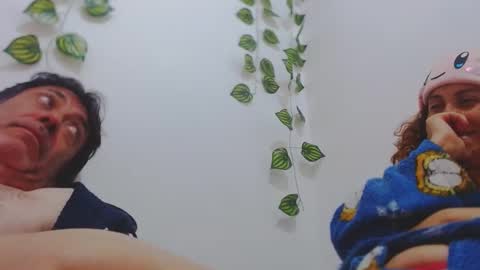 Snapshot of jeans_and_emma chatting on 3, 3, 2025 jeans_and_emma online show from 3, 3, 2025