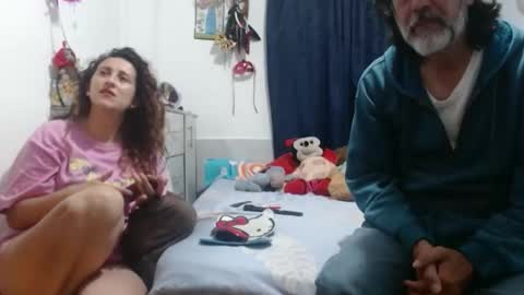 Snapshot of jeans_and_emma chatting on 23, 12, 2025 jeans_and_emma online show from 23, 12, 2025