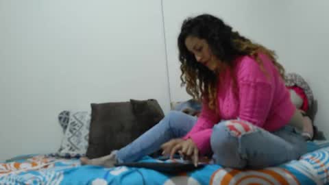 Snapshot of jeans_and_emma chatting on 25, 2, 2026 jeans_and_emma online show from 25, 2, 2026