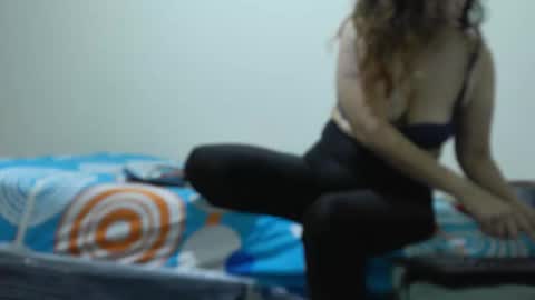 Snapshot of jeans_and_emma chatting on 13, 3, 2026 jeans_and_emma online show from 13, 3, 2026