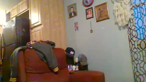 jearnold44 online show from 11, 2, 2025