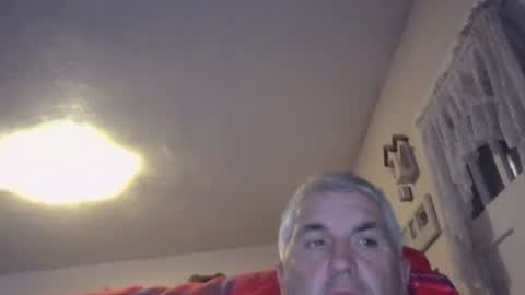 Snapshot of jecko71 chatting on 10, 6, 2026 dadbody71 online show from 10, 6, 2026