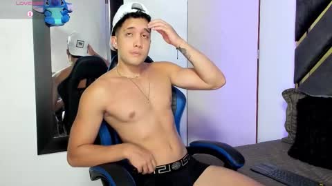 Snapshot of jeicob_stone1 chatting on 2, 2, 2026 JEICOB STONE online show from 2, 2, 2026