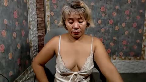 Snapshot of jemm36 chatting on 25, 12, 2024 Jem online show from 25, 12, 2024