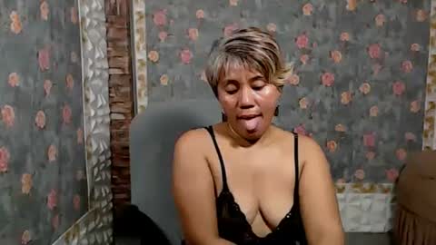 Snapshot of jemm36 chatting on 19, 1, 2025 Jem online show from 19, 1, 2025