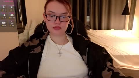 Snapshot of jeniceloveit_ chatting on 22, 6, 2026 Jenice online show from 22, 6, 2026