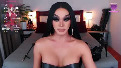 Queen Jenifer online show from 8, 7, 2026