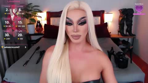 Queen Jenifer online show from 23, 7, 2026