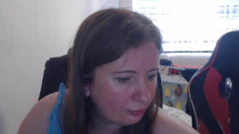 JenisAndPeter online show from 4, 7, 2026
