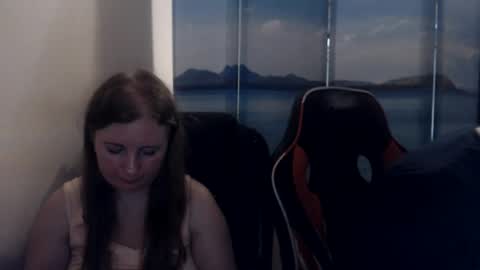 JenisAndPeter online show from 4, 8, 2026
