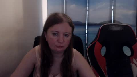 JenisAndPeter online show from 5, 8, 2026