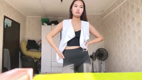 Snapshot of jenisehargens chatting on 7, 3, 2026 Alice online show from 7, 3, 2026