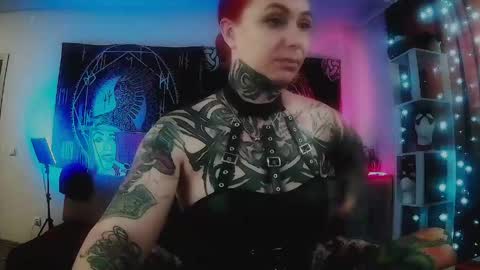 Mrs. Jenna online show from 17, 5, 2026