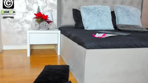 JennaMyers online show from 23, 12, 2024