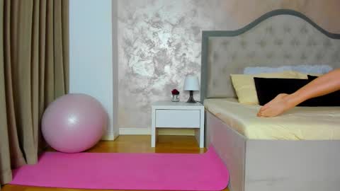 JennaMyers online show from 10, 9, 2025