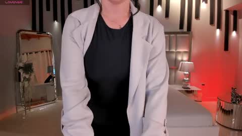 Jenna Olson  online show from 6, 5, 2026