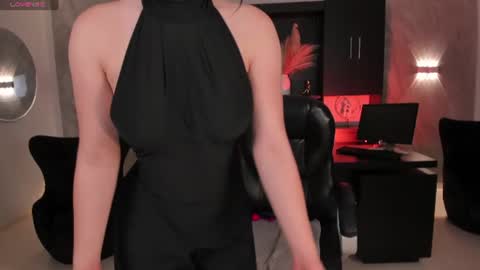 Jenna Olson  online show from 24, 7, 2026
