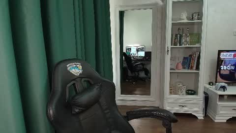 Jennasweetass online show from 25, 7, 2026