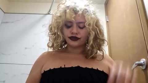 jennatolls1134 online show from 28, 4, 2026