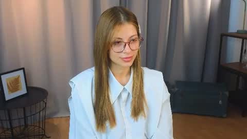 Snapshot of jennellsouvannakhiry chatting on 14, 7, 2026 Kate online show from 14, 7, 2026