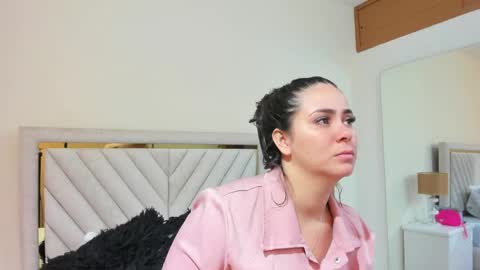 jenner_madison online show from 20, 4, 2026