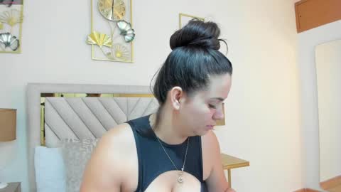 jenner_madison online show from 30, 4, 2026
