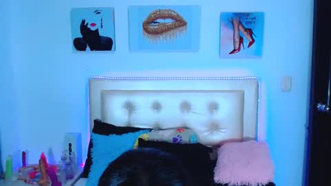 jenn online show from 5, 1, 2025