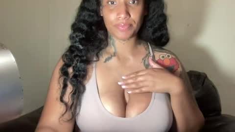 Snapshot of jenni_cash chatting on 12, 7, 2026 Mistress Jenni online show from 12, 7, 2026