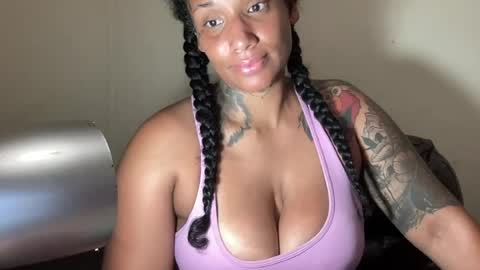 Snapshot of jenni_cash chatting on 3, 8, 2026 Mistress Jenni online show from 3, 8, 2026