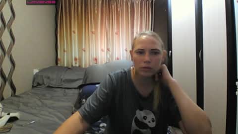 JenniDeep online show from 25, 6, 2026