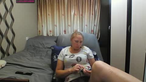 JenniDeep online show from 9, 7, 2026