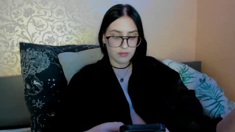 Helen online show from 10, 9, 2025