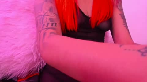 jennifer_bodyy0404 online show from 14, 6, 2026