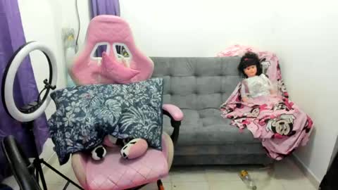 jennifer_bodyy0404 online show from 19, 7, 2026