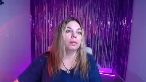 Snapshot of jennifer_moree chatting on 24, 9, 2025 Jennifer online show from 24, 9, 2025