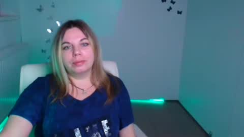 Snapshot of jennifer_moree chatting on 3, 10, 2025 Jennifer online show from 3, 10, 2025