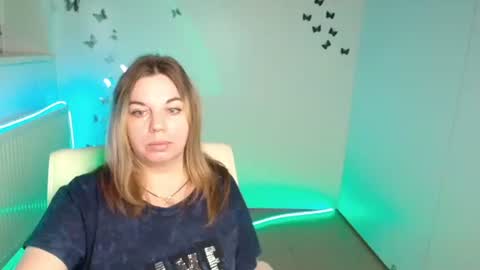 Snapshot of jennifer_moree chatting on 17, 10, 2025 Jennifer online show from 17, 10, 2025