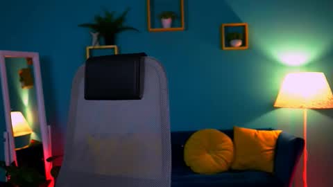 Jennifer online show from 22, 10, 2025