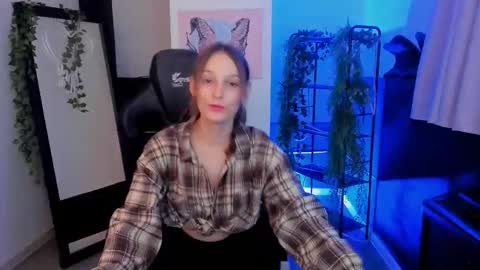 jenniferkiim online show from 23, 10, 2025