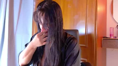 Jennifer vega  online show from 3, 3, 2026